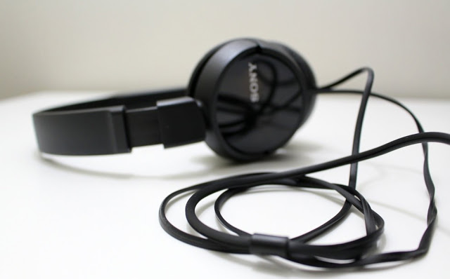 Sony MDR ZX110 Review Durable and Tough Techsive