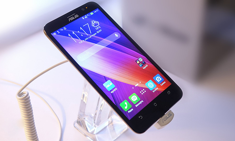 asus zenfone max review battery