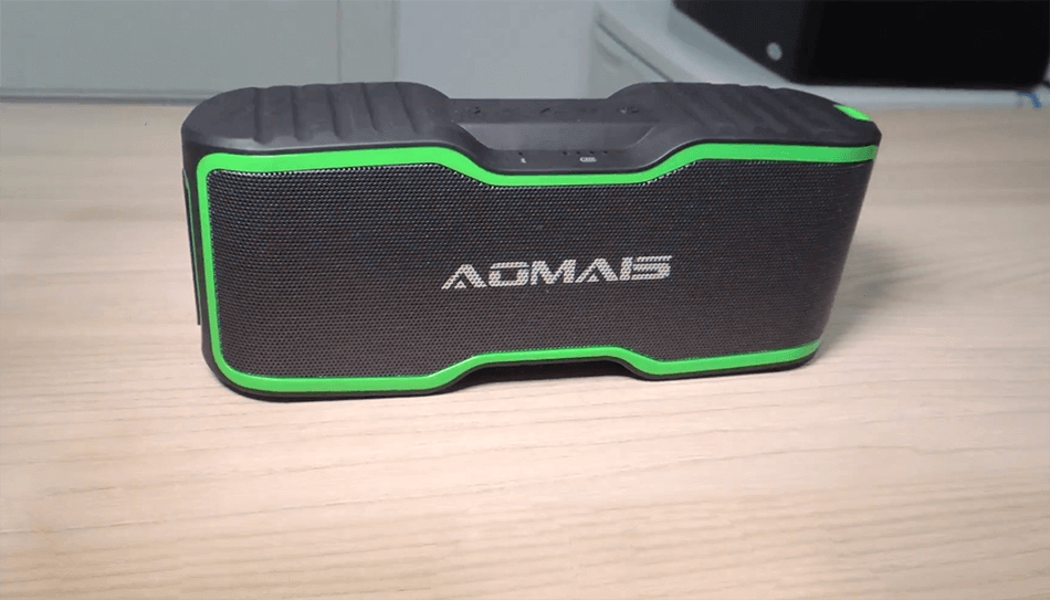 AOMIAS Sport II bluetooth speaker for iphone