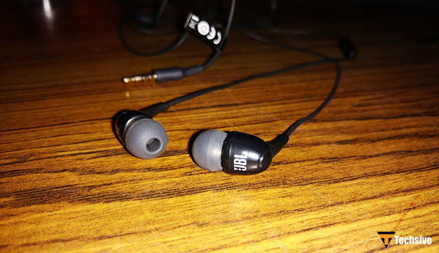 jbl-t150a-in-ear-headphones-with-mic-review-pure-bass JBL T150A In Ear Headphones With Mic Review (Pure Bass)