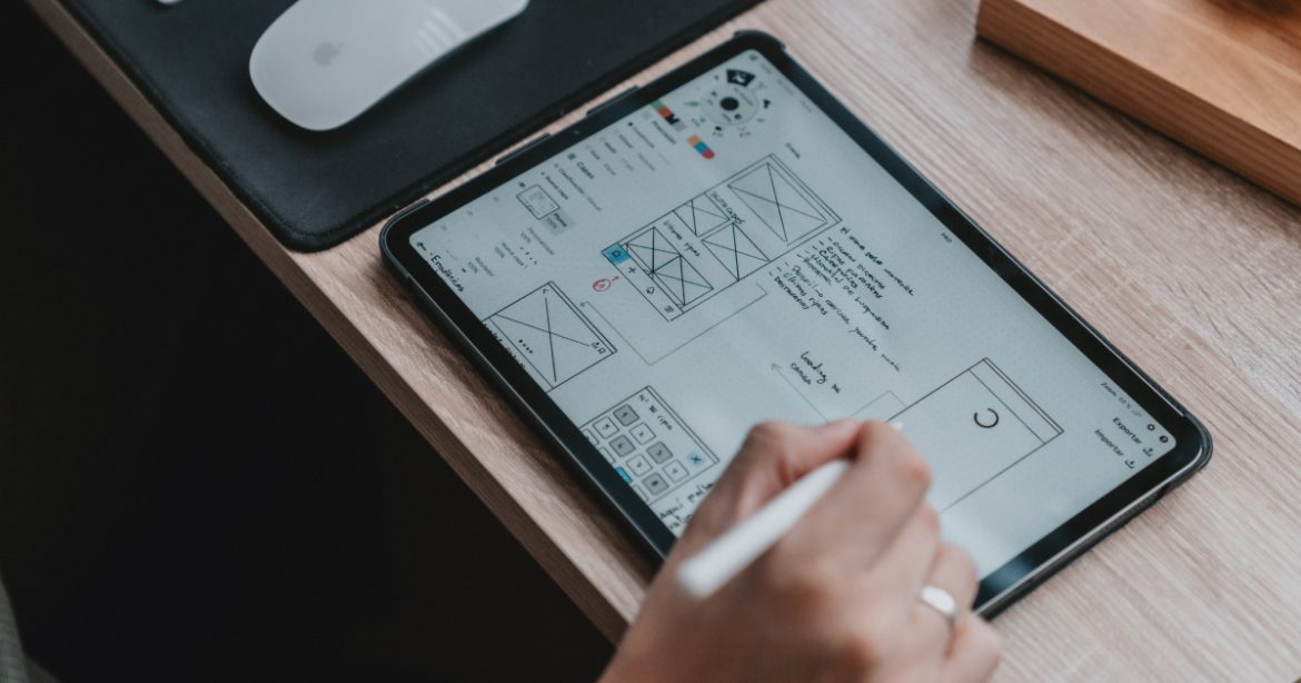 3 Best UX Tools & Software to Perfect the User Experience