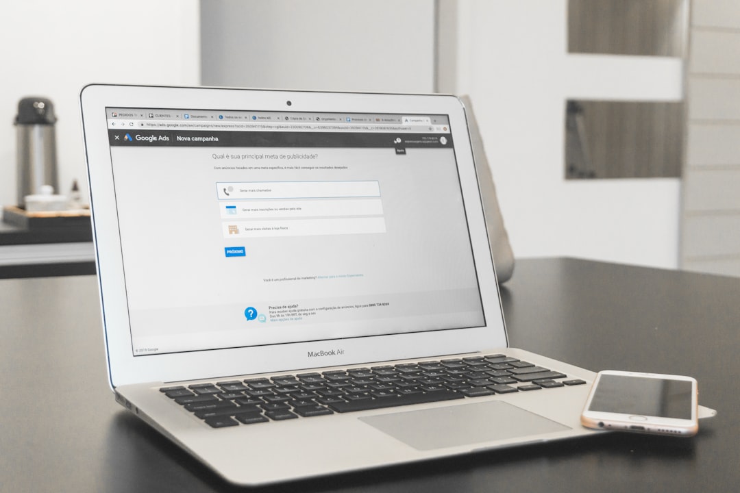 MacBook Air seo research, keyword tools, semrush dashboard